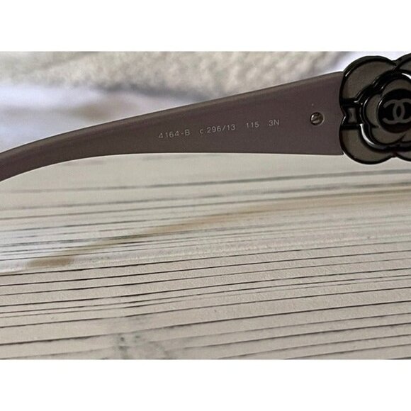 Chanel Sunglasses 4164B Sheid - Picture 5 of 11